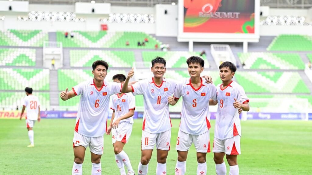 Raja Isa Kritik Gaya Permainan Kasar Timnas Vietnam U-19