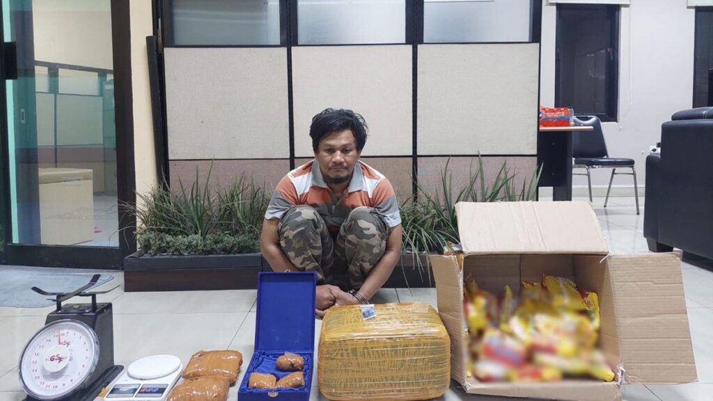 Bareskrim Polri Gagalkan Penyelundupan Paket Mi Instan Berisi Ganja