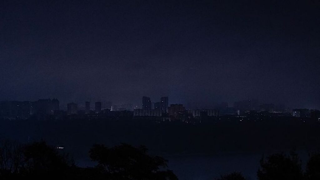 PLN Tanggapi Isu Blackout dan Jelaskan Penyebab Listrik Padam di Jawa