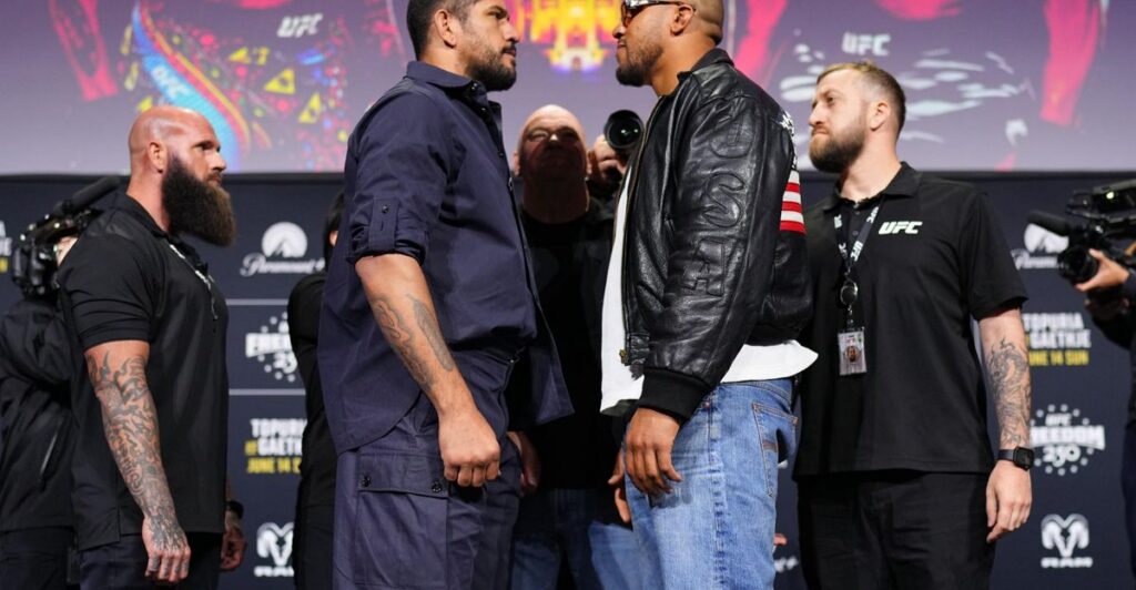 Alex Pereira Hadapi Ciryl Gane di UFC Freedom 250