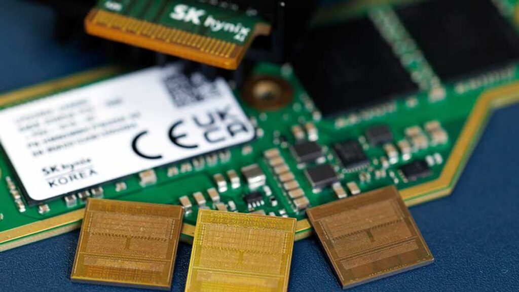 SK Hynix Siap Lipatgandakan Kapasitas Produksi Chip Memori AI