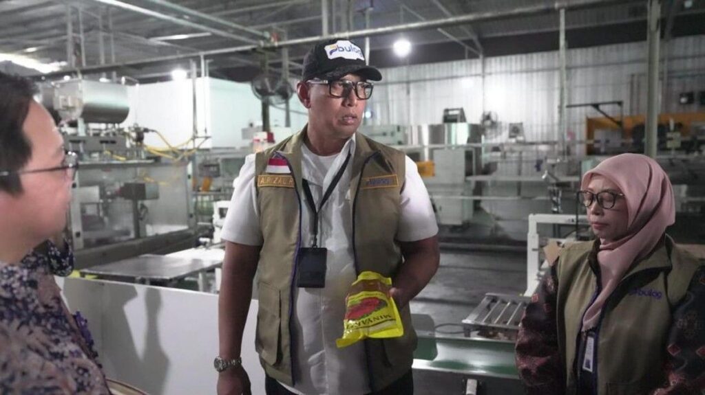 Bulog Tarik MinyaKita Berbau Solar di Jawa Tengah