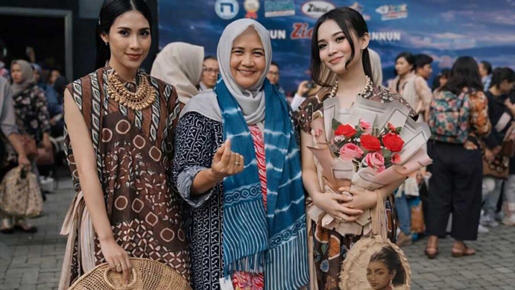 Kisah Mlatiwangi Kembangkan Tas Serat Alam Semarang Tembus Pasar Global