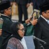Prabowo Subianto Lantik Nanik Sudaryati Deyang Jadi Kepala BGN