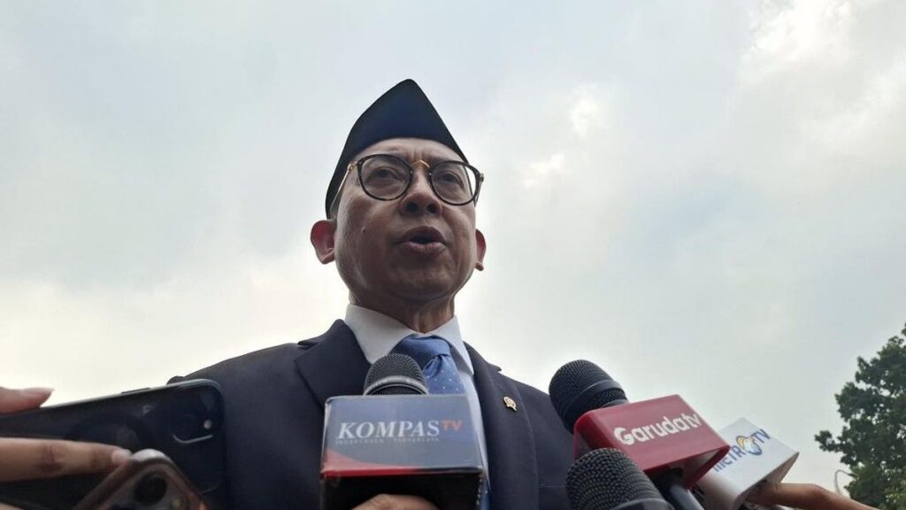 Presiden Prabowo Melayat ke Persemayaman Ryamizard Ryacudu di Kemhan