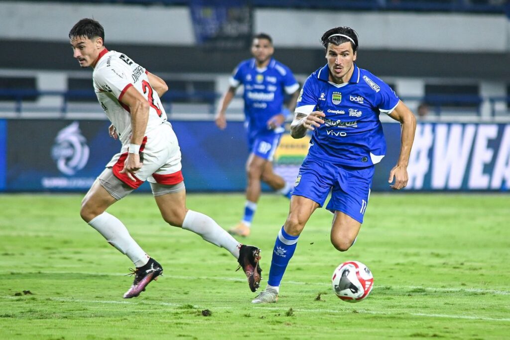 Persib Bandung Resmi Melepas Penyerang Sergio Castel
