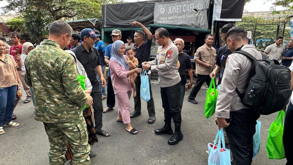 Kapolda Metro Jaya dan Pangdam Jaya Dialog Langsung Jaga Keamanan di Krukut