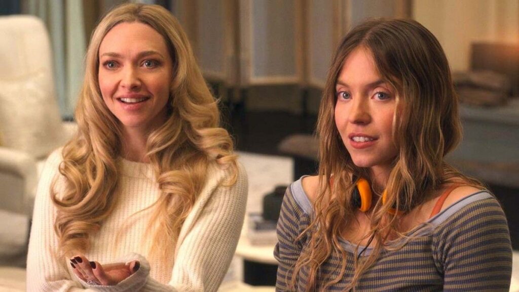 Amanda Seyfried Dukung Sydney Sweeney Hadapi Tekanan Politik