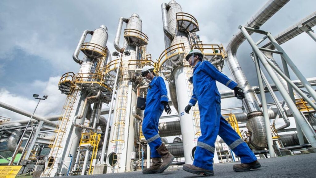 Blackrock dan Dimensional Fund Lepas Saham BREN Massal