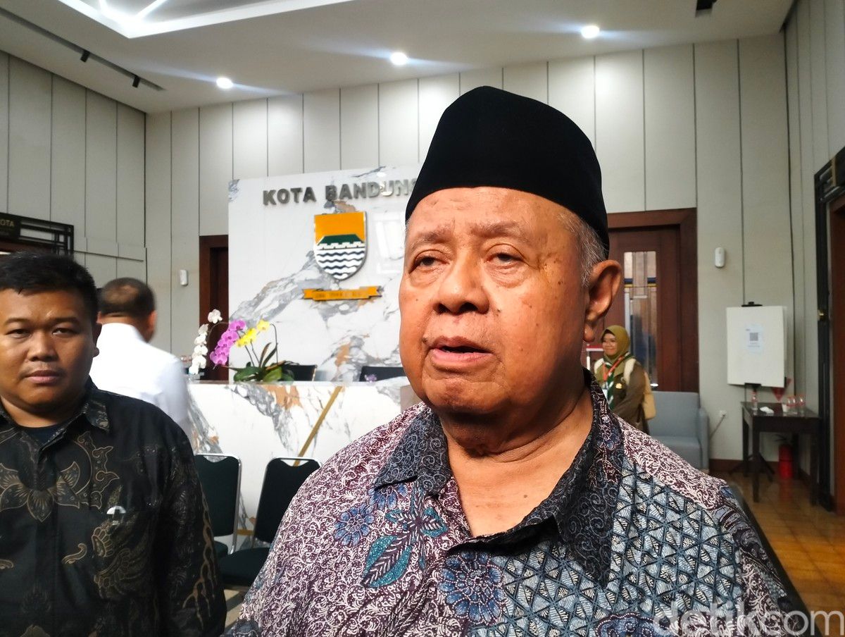 Mendiktisaintek Batasi Tarif Iuran Pengembangan Institusi PTN Maksimal Empat Kali BKT