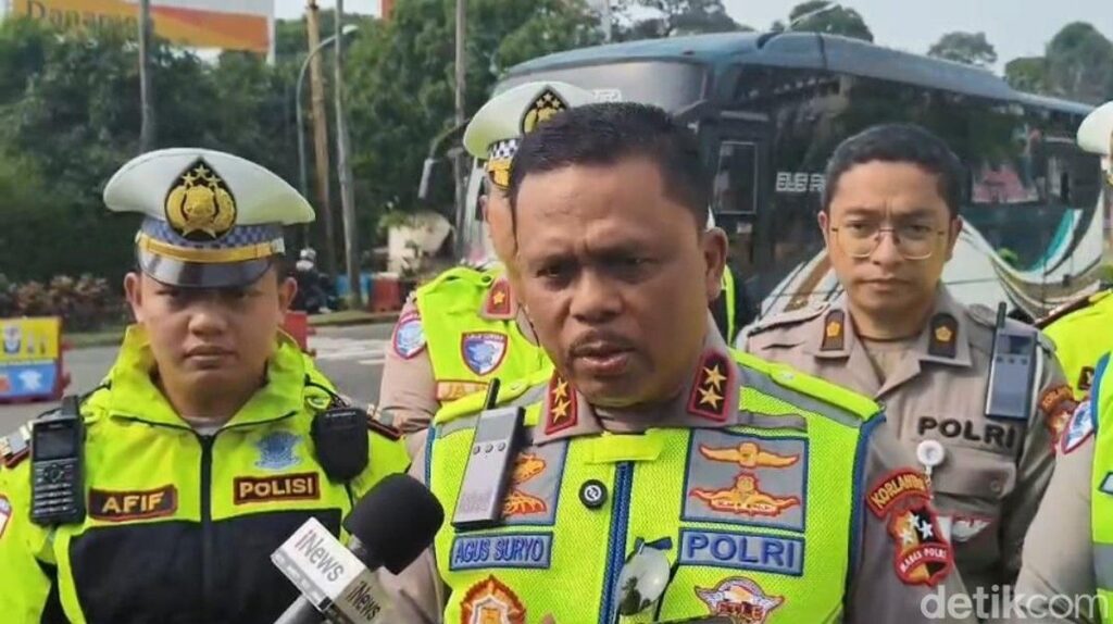 Kakorlantas Polri Pantau Kelancaran Arus Lalu Lintas Jalur Puncak