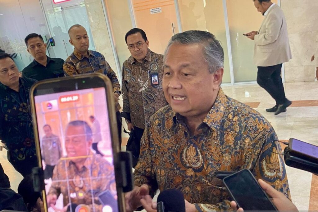 Bank Indonesia Naikkan BI-Rate Jadi 5,50 Persen Guna Redam Pelemahan Rupiah