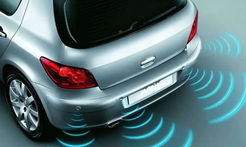 8 Rekomendasi Mobil Bekas dengan Sensor Parkir Terbaik