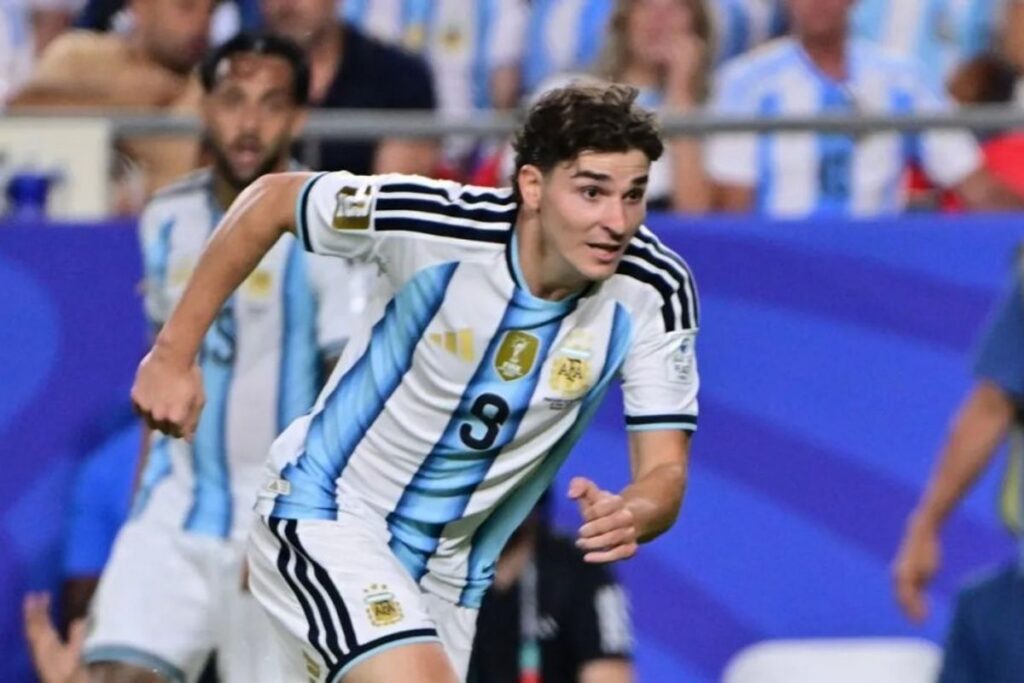 Lionel Scaloni Mencadangkan Julián Álvarez Melawan Austria di Piala Dunia