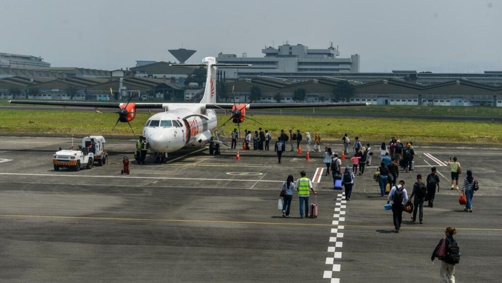 Presiden Prabowo Instruksikan Reaktivasi Bandara Husein Sastranegara dan Adi Sutjipto