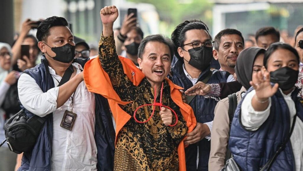 Keluarga Jamin Roy Suryo dan dr Tifa Tidak Ditahan