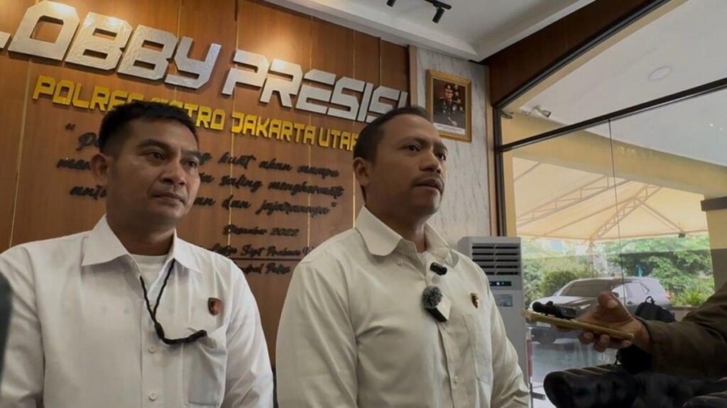Polisi Selidiki Asal-usul Airsoft Gun Milik Tersangka Adam Deni