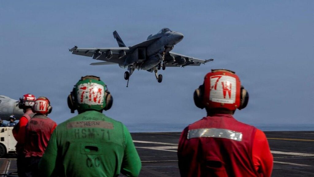 Militer AS Serang Instalasi Radar Pantai Iran di Selat Hormuz