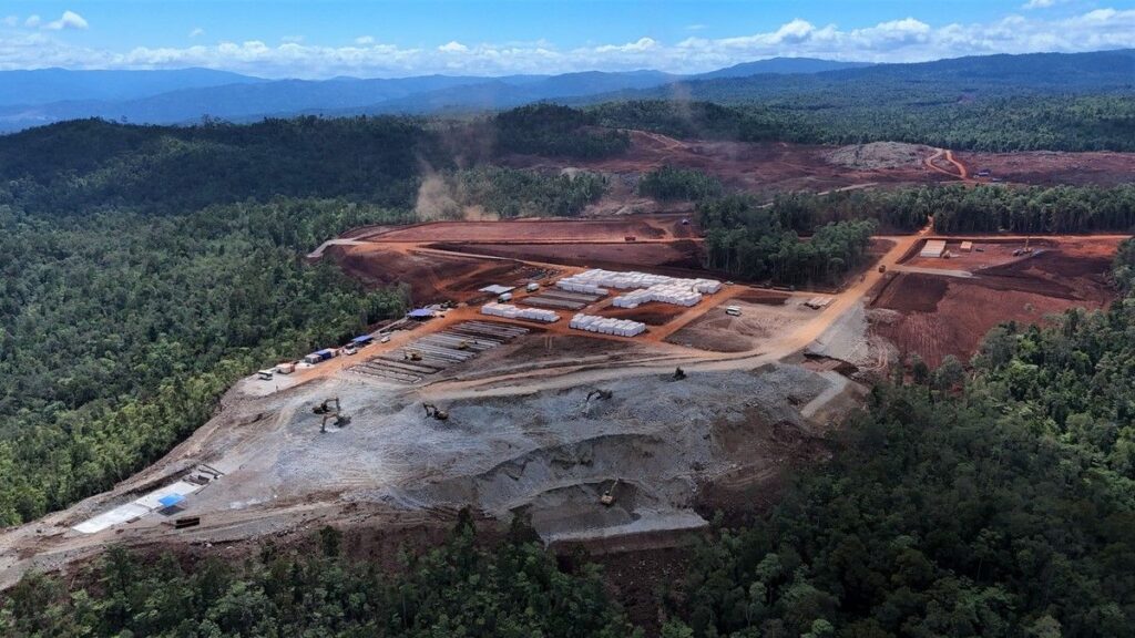 Pentingnya Kepastian Usaha dalam Kasus Izin Tambang Emas Martabe
