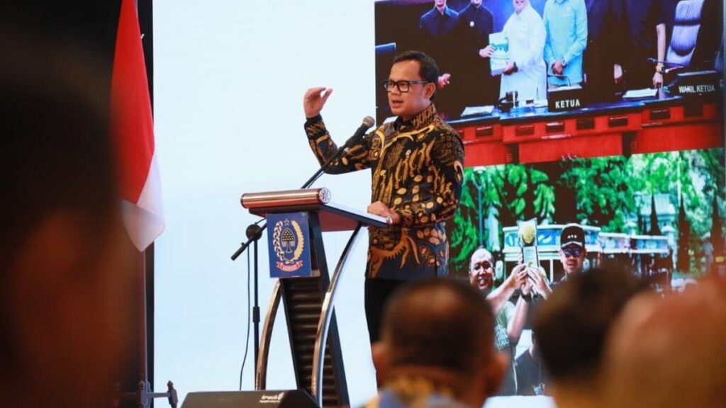 Wamendagri Bima Arya Dorong Sinergi Sekretariat DPRD Demi Stabilitas Daerah