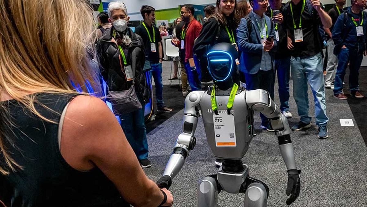 Bandara Haneda Jepang Uji Coba Robot Humanoid Buatan China