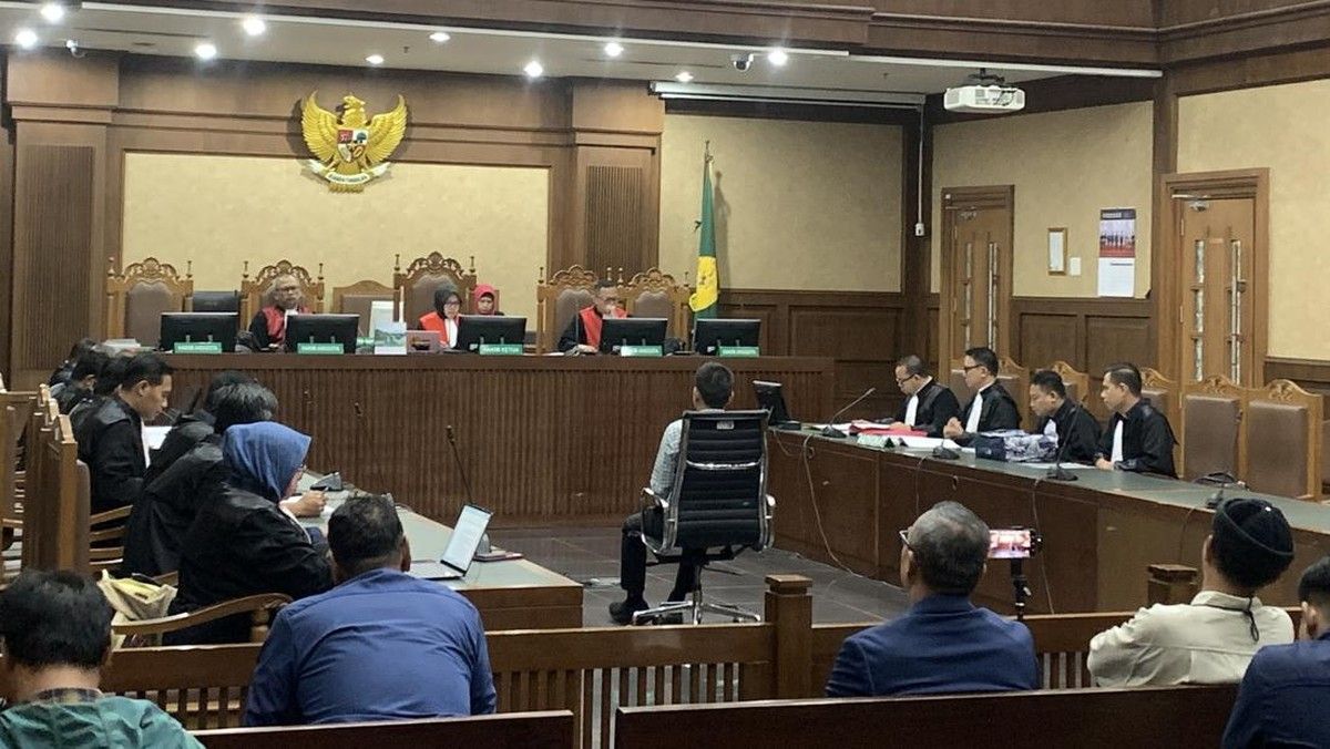 Jaksa Dakwa Mantan Ketua Ombudsman Hery Susanto Terima Suap Rp4,8 Miliar