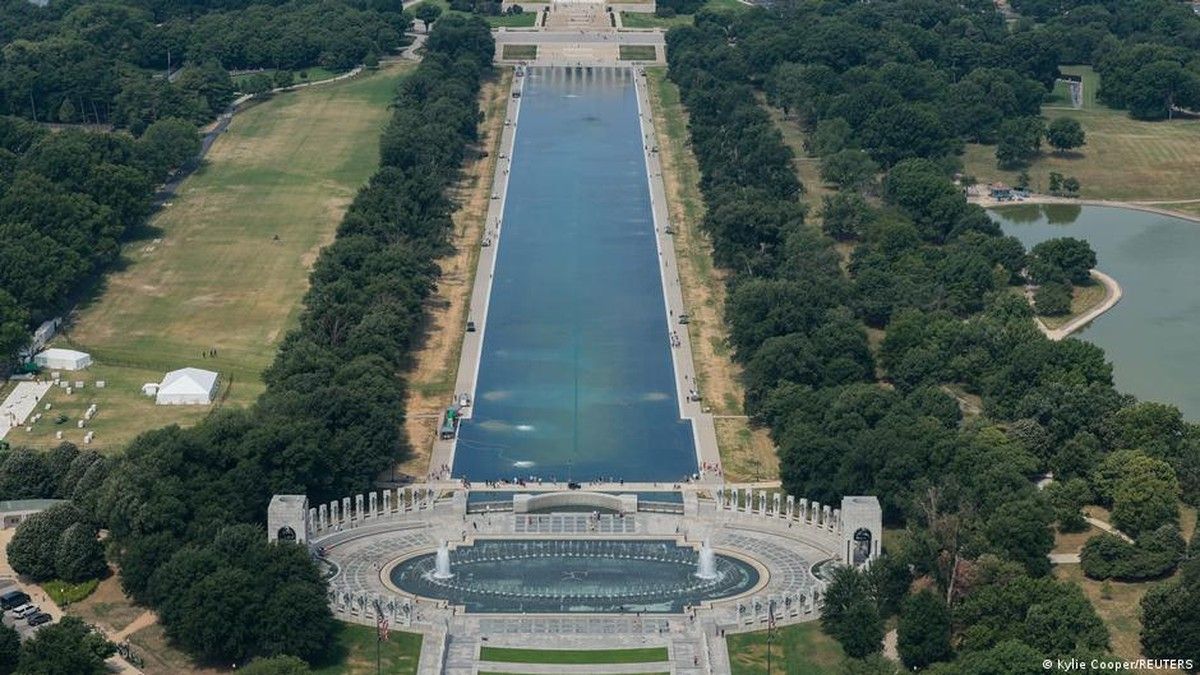 Donald Trump Ancam Pelaku Vandalisme Lincoln Memorial Penjara 10 Tahun