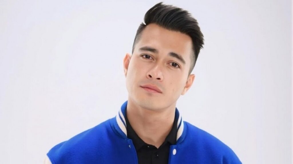 Eza Gionino Pukul Roby Tremonti Jelang Pertandingan Tinju