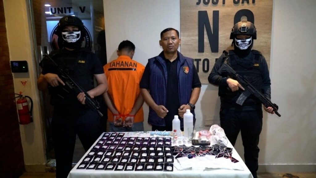 Polda Metro Jaya Tangkap Peracik Liquid Vape Narkoba di Bekasi