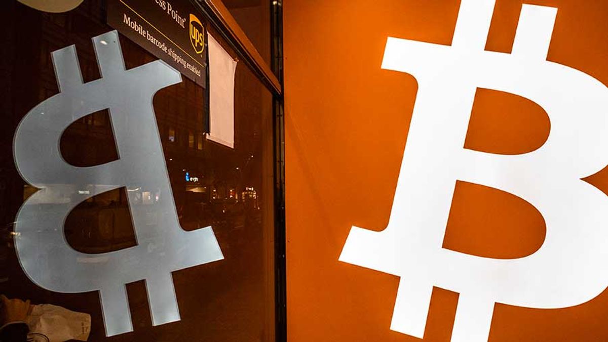 Harga Bitcoin Anjlok ke Bawah US$62.000 Akibat Konflik Timur Tengah