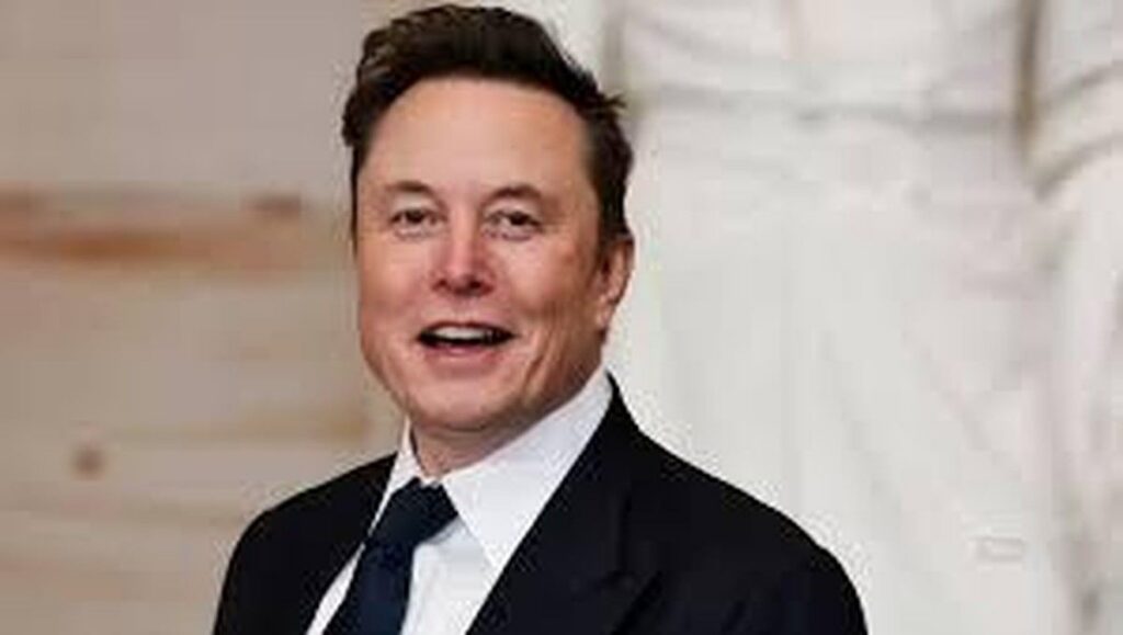 Elon Musk Menjadi Triliuner Pertama Dunia Usai IPO SpaceX