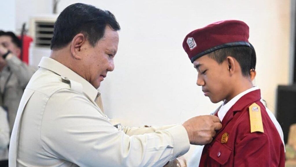 Prabowo Subianto Motivasi Siswa Korban Perundungan di Bali