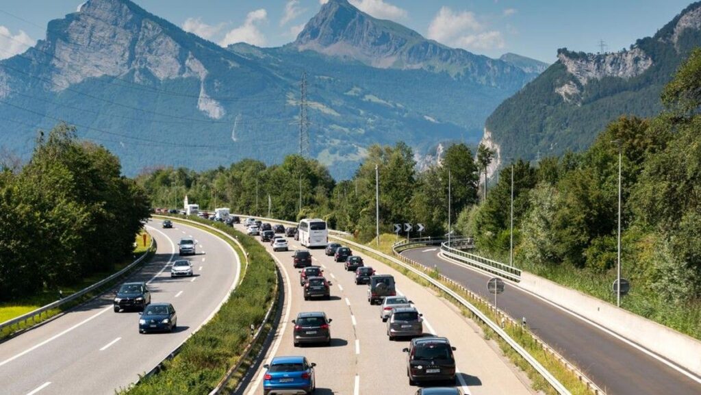 Turis India Ditagih Denda Lalu Lintas Swiss Rp18 Juta