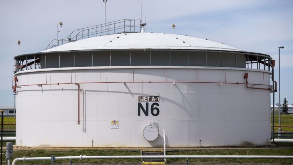 Pertamina Cari 800 Ribu Barel Avtur untuk Pasokan Juli 2026