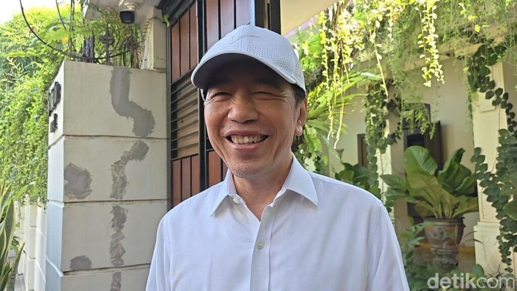 PSI dan PDIP Saling Balas Pernyataan Terkait Status Politik Jokowi