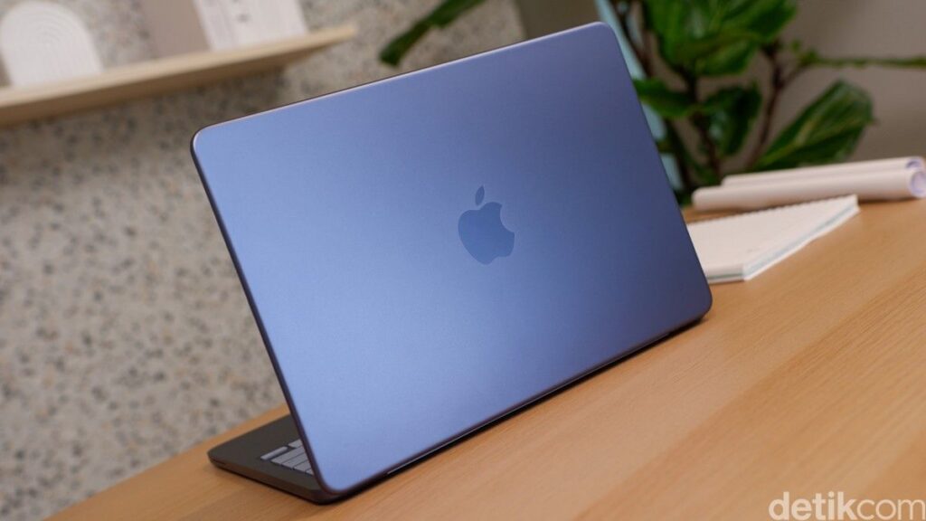 Apple Naikkan Harga MacBook dan iPad Akibat Lonjakan Biaya Komponen
