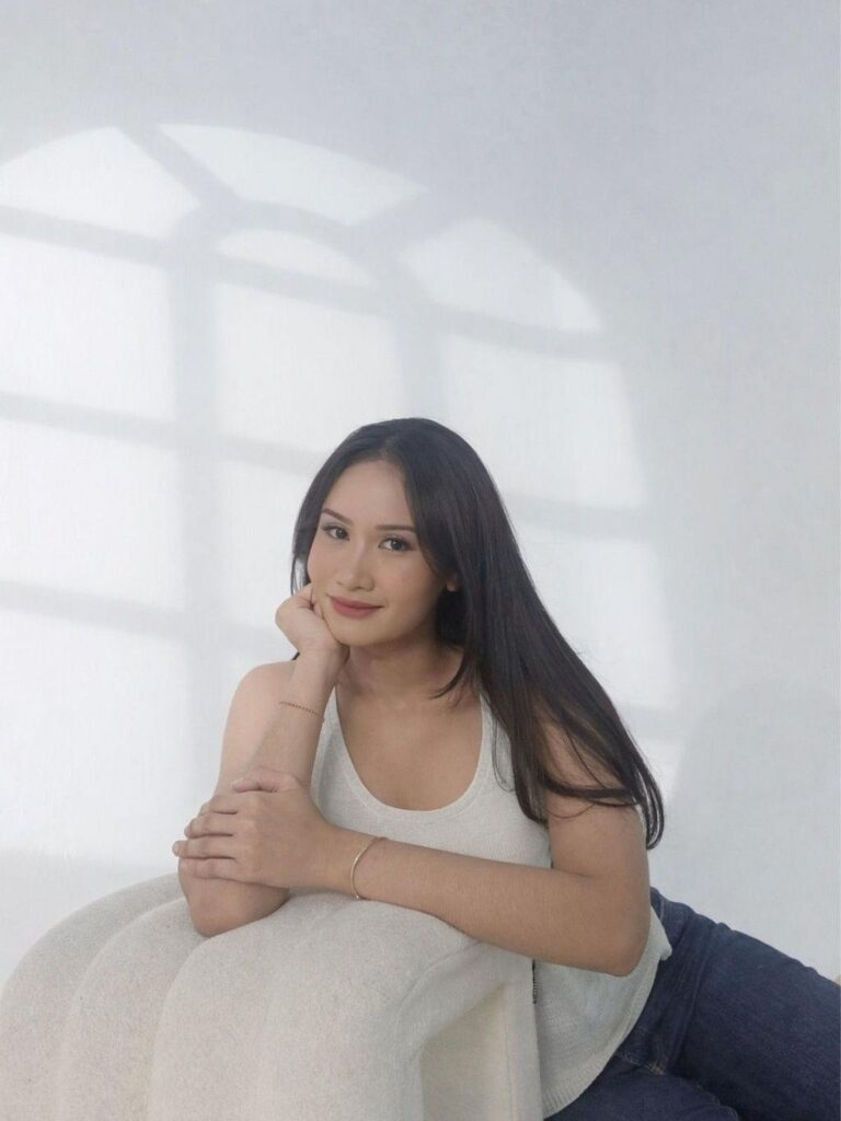 Widya Wirayanti Luncurkan EP Perdana The Therapy Called Love: Vol. 1