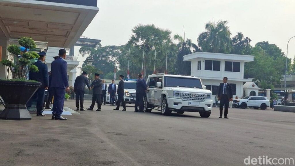 Prabowo Subianto Hadiri Persemayaman Ryamizard Ryacudu di Kemhan