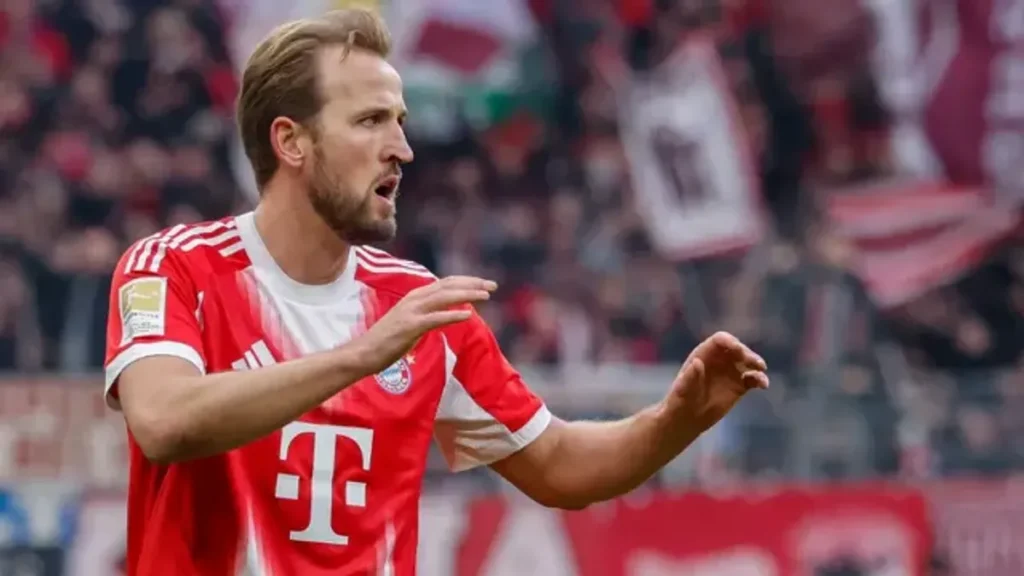 Barcelona Bidik Harry Kane Jadi Pengganti Robert Lewandowski