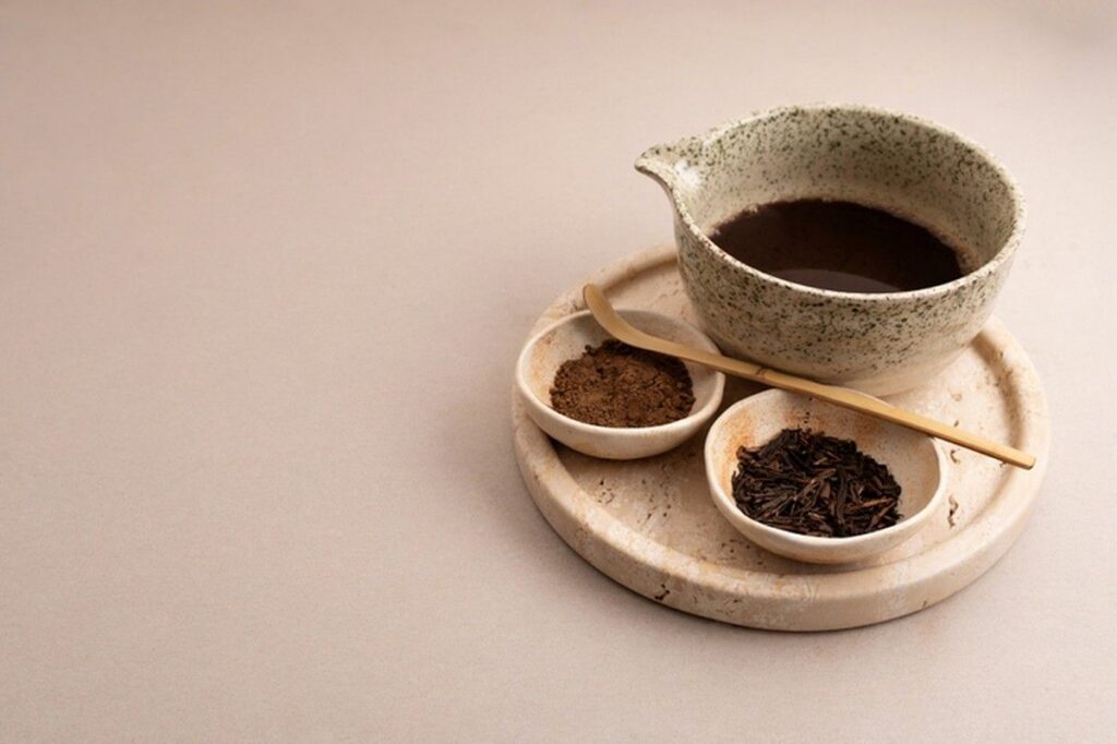 Penyebab Teh Hojicha Beraroma Amis dan Cara Tepat Menyimpannya