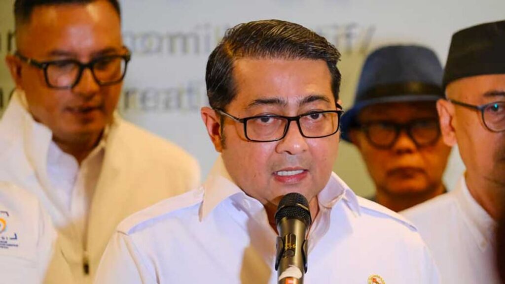 Pemerintah Pangkas Pajak Royalti Penulis Menjadi 1,5 Persen