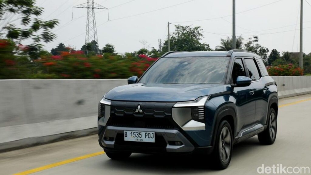 Mitsubishi Destinator Meluncur Bawa Mesin Turbo Berpenggerak Roda Depan
