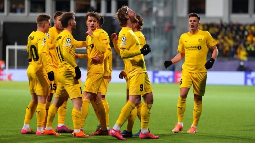 Bodo Glimt Jamu Fredrikstad di Aspmyra Stadion pada Liga Eliteserien