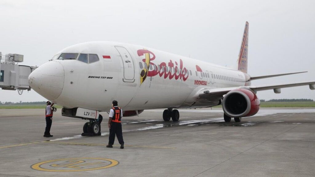 Power Bank Penumpang Batik Air Mengeluarkan Api dalam Penerbangan
