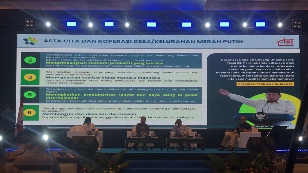 Menteri Ferry Luncurkan Koperasi Kelurahan Desa Merah Putih