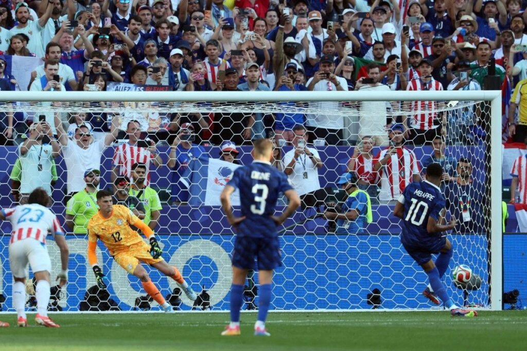 Penalti Mbappe Bawa Prancis ke Perempat Final Piala Dunia