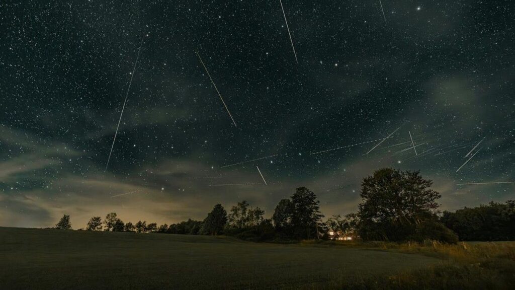 Dua Hujan Meteor Capai Puncak Malam Ini 31 Juli 2026