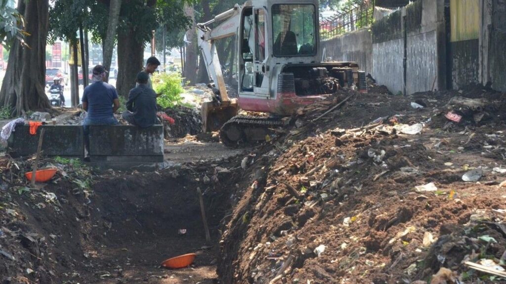 Pemkab Bogor Normalisasi Saluran Irigasi yang Hilang
