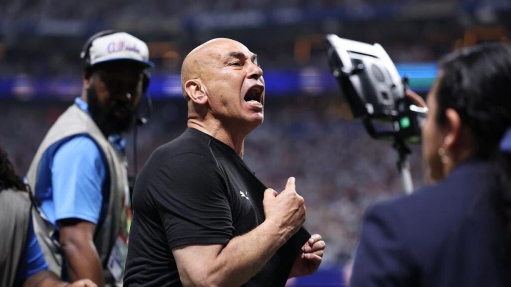 Hossam Hassan Amuk Wasit Setelah Mesir Tersingkir dari Piala Dunia