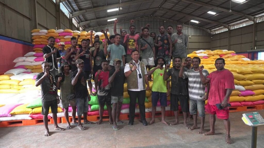 BULOG Siap Dongkrak Stok Beras di Papua Tiga Kali Lipat